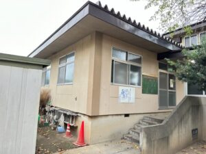 仲町自治会館,鴉山稲荷神社